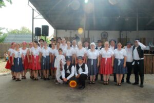 Folklór v Leopoldove