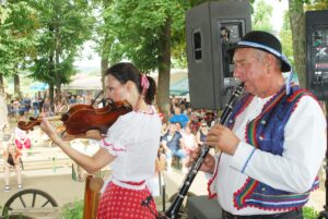 Folklór v Leopoldove