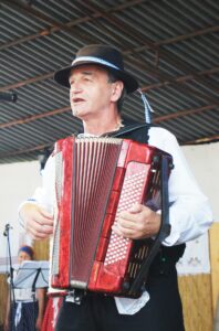 Folklór v Leopoldove