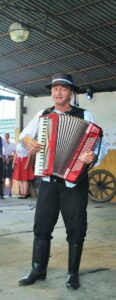 Folklór v Leopoldove