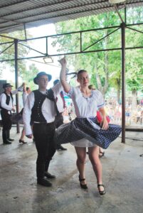 Folklór v Leopoldove