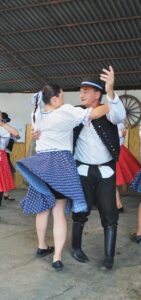 Folklór v Leopoldove