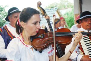 Folklór v Leopoldove