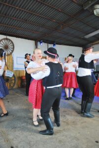 Folklór v Leopoldove