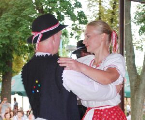 Folklór v Leopoldove