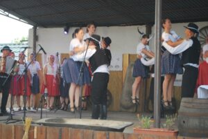 Folklór v Leopoldove