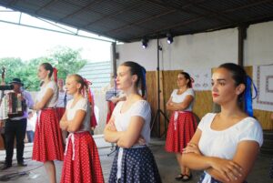 Folklór v Leopoldove