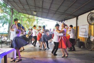 Folklór v Leopoldove