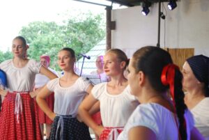 Folklór v Leopoldove